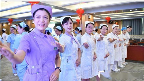 百色市人民醫院舉辦護士服務禮儀及溝通技巧培訓，提升護理服務質量